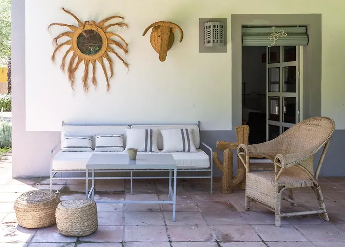 Villa con piscina: El Cortijo De Los Mimbrales